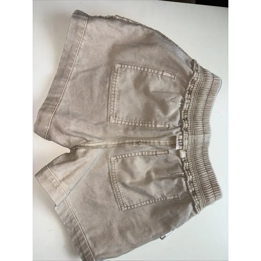 Gap Kids Boy’s 8 Tan Shorts EUC Lightweight Comfortable Beach Active Formal